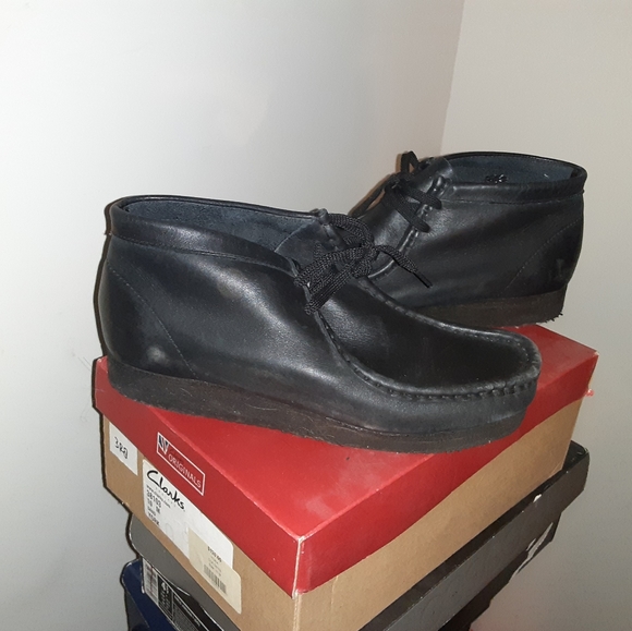 Clark's Wallabees - Picture 1 of 1